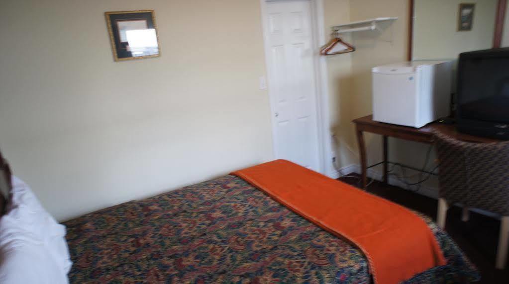 Niagara Inn Downtown Екстериор снимка